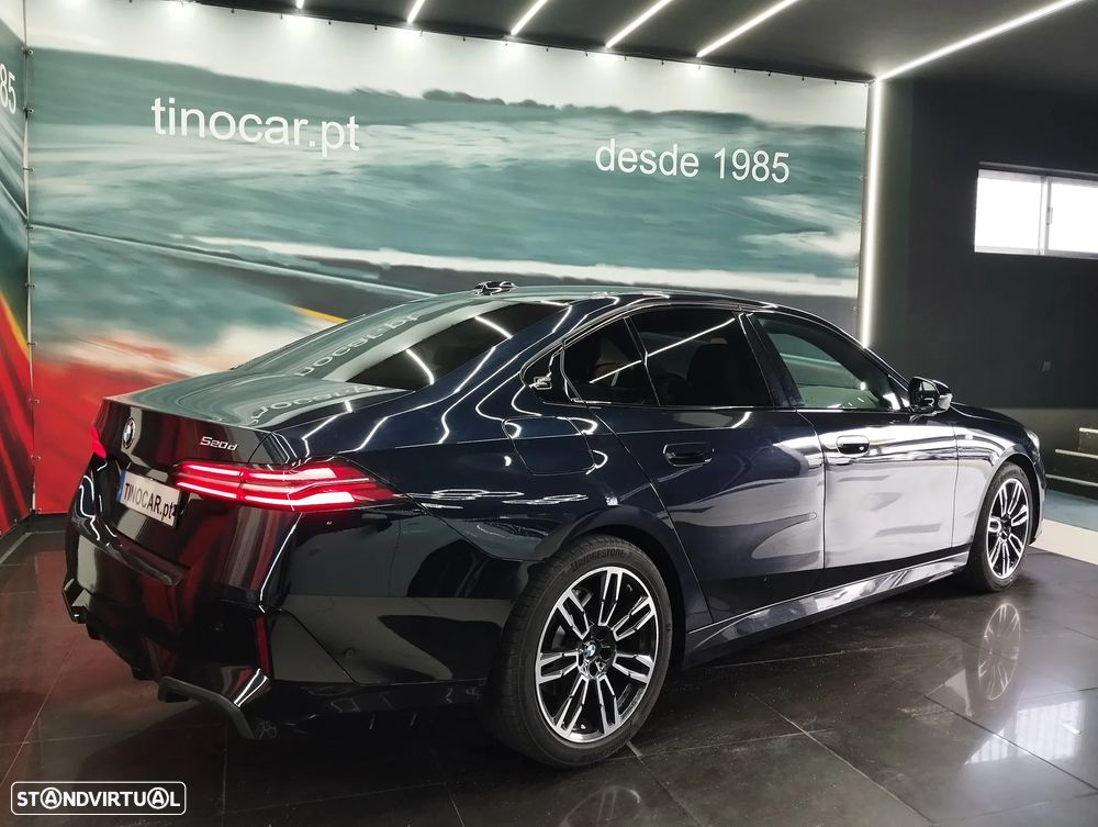 BMW 520 d Pack Desportivo M - 5
