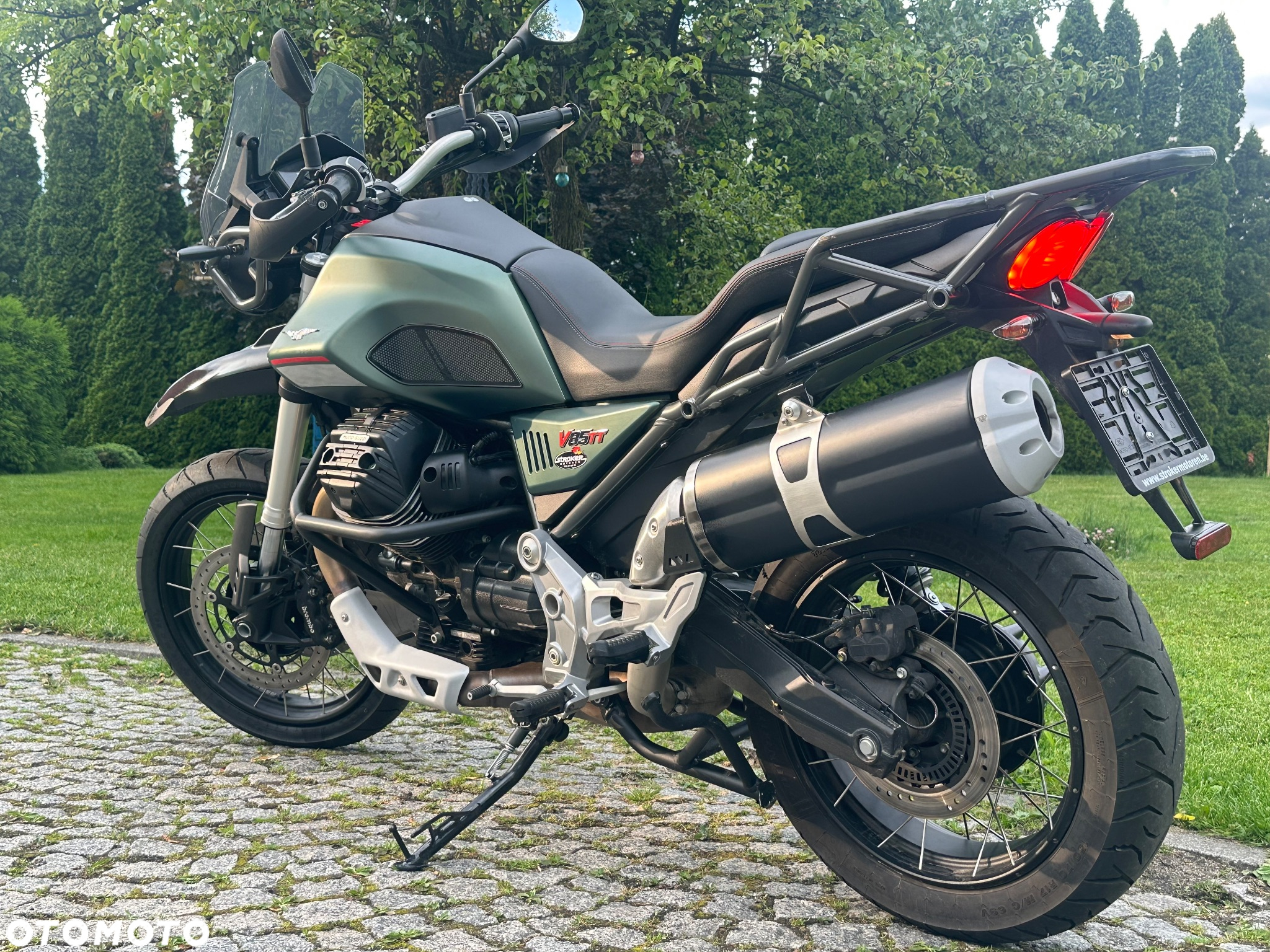 Moto Guzzi V85 - 22