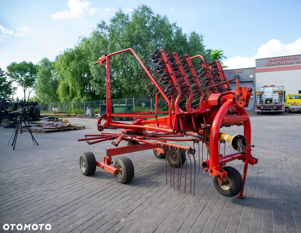 Kuhn ZGRABIARKA KUHN POTTINGER  Zapraszam Posiadam wiele maszyn Ciagnik Prasa Kosiarka - 40