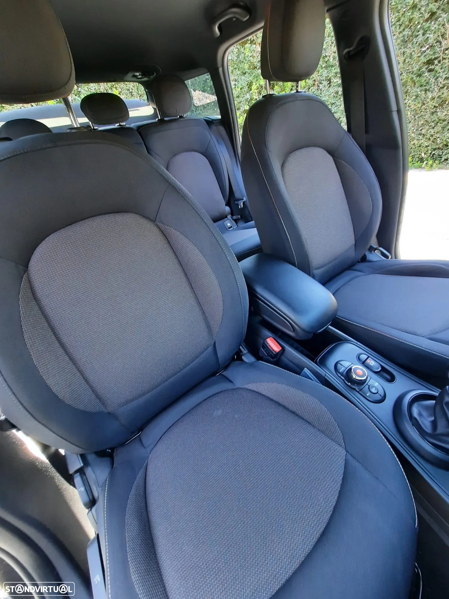 MINI Countryman One D - 11