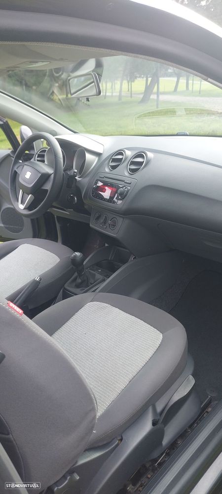 SEAT Ibiza 1.6 TDI Sport DPF - 19