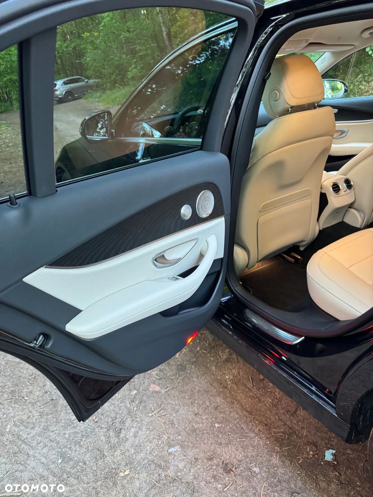 Mercedes-Benz Klasa E 220 d 4-Matic Business Edition - 2