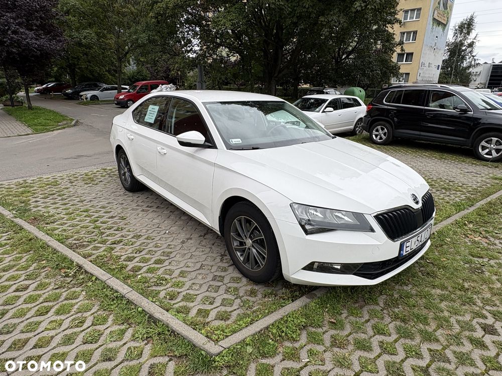 Skoda Superb - 1