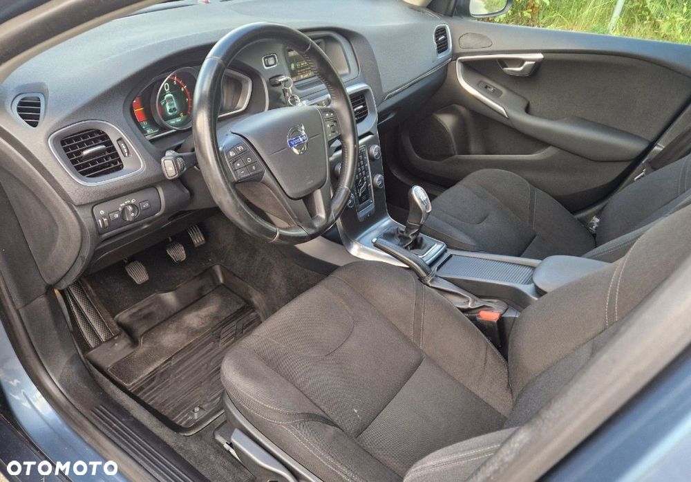 Volvo V40 T2 You - 20