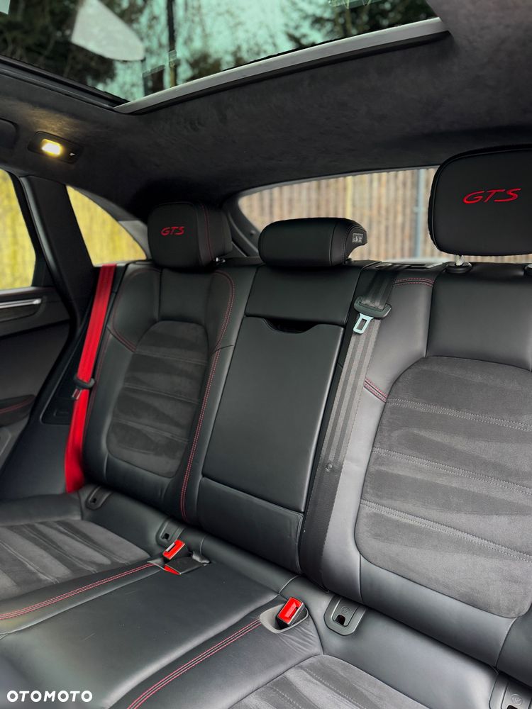 Porsche Macan GTS - 26