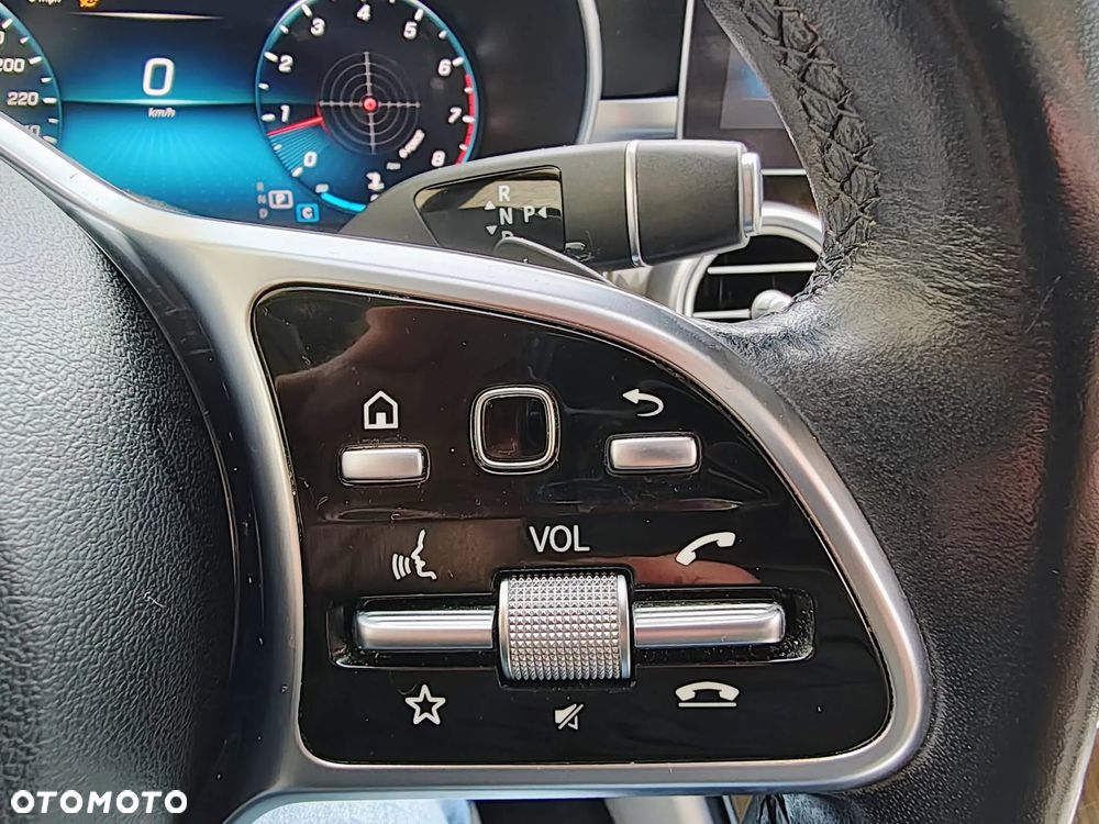 Mercedes-Benz Klasa C 300 9G-TRONIC Exclusive - 15