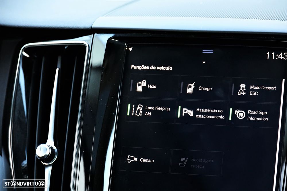Volvo XC 60 2.0 T8 PHEV Momentum Plus AWD - 20