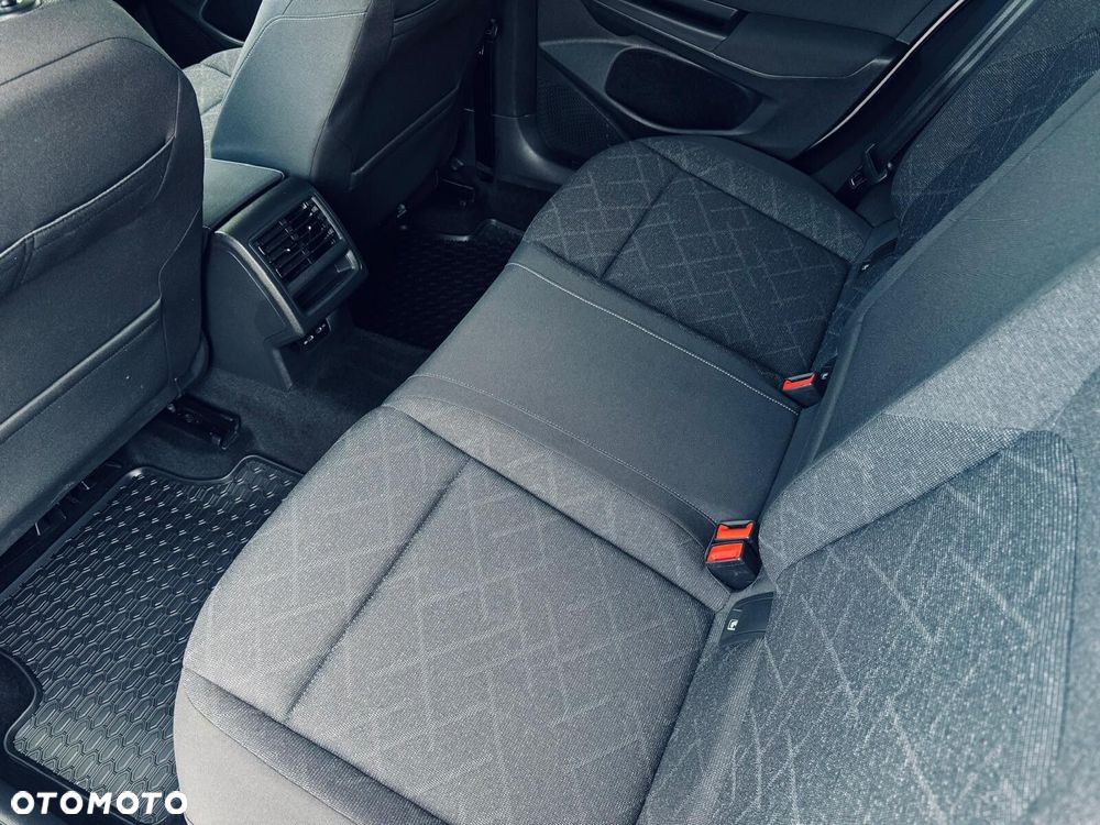 Volkswagen Golf 2.0 TDI Life - 13