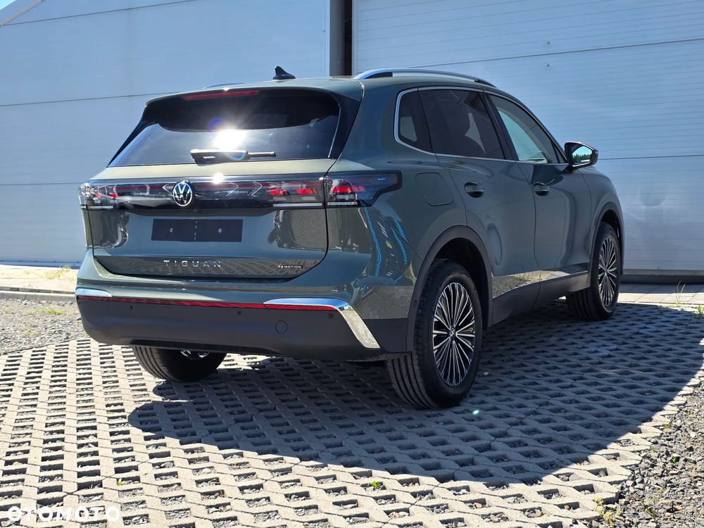 Volkswagen Tiguan 2.0 TSI 4Mot Elegance DSG - 9