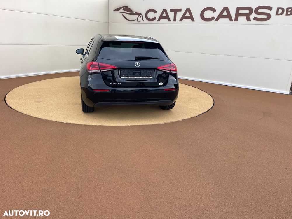 MERCEDES-BENZ A-Class 2022 — imagine 12