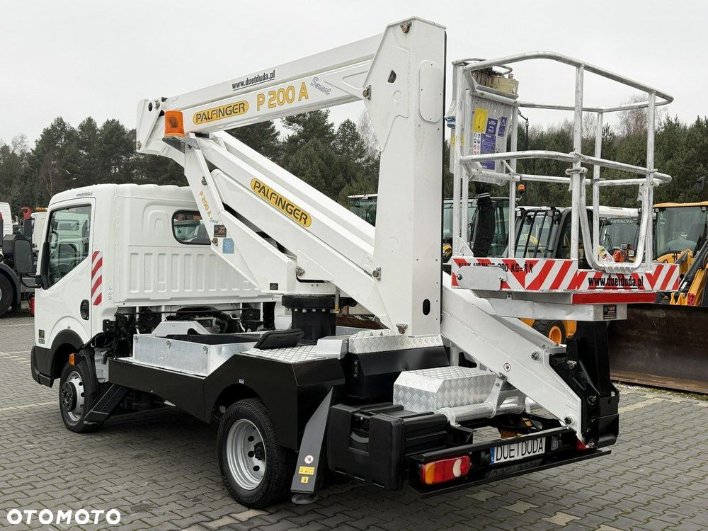 Nissan Cabstar - 11