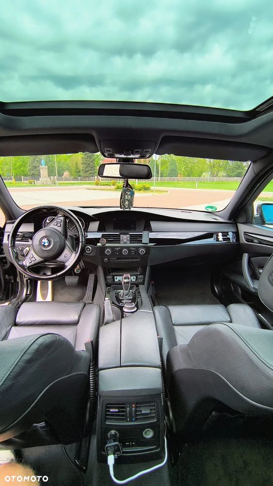 BMW Seria 5 535d Edition Sport - 12