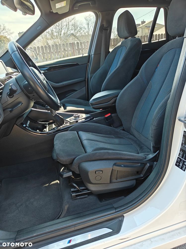 BMW X1 sDrive18d M Sport - 22