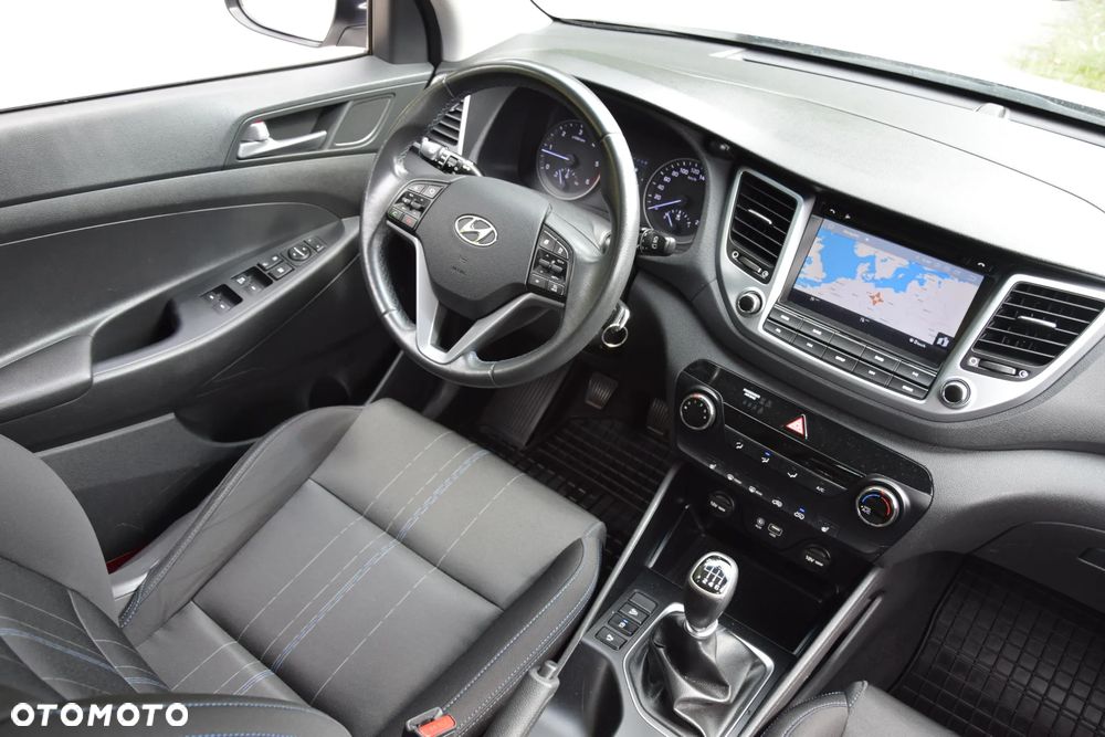 Hyundai Tucson 1.7 CRDI BlueDrive Comfort 2WD - 10