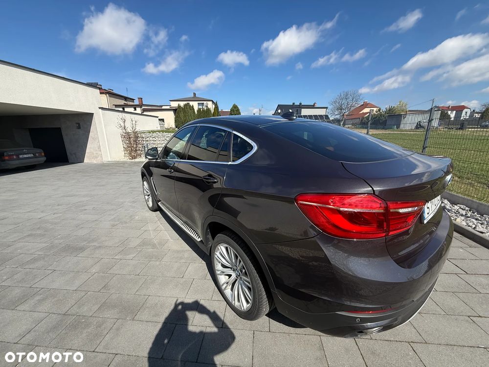 BMW X6 xDrive30d - 18