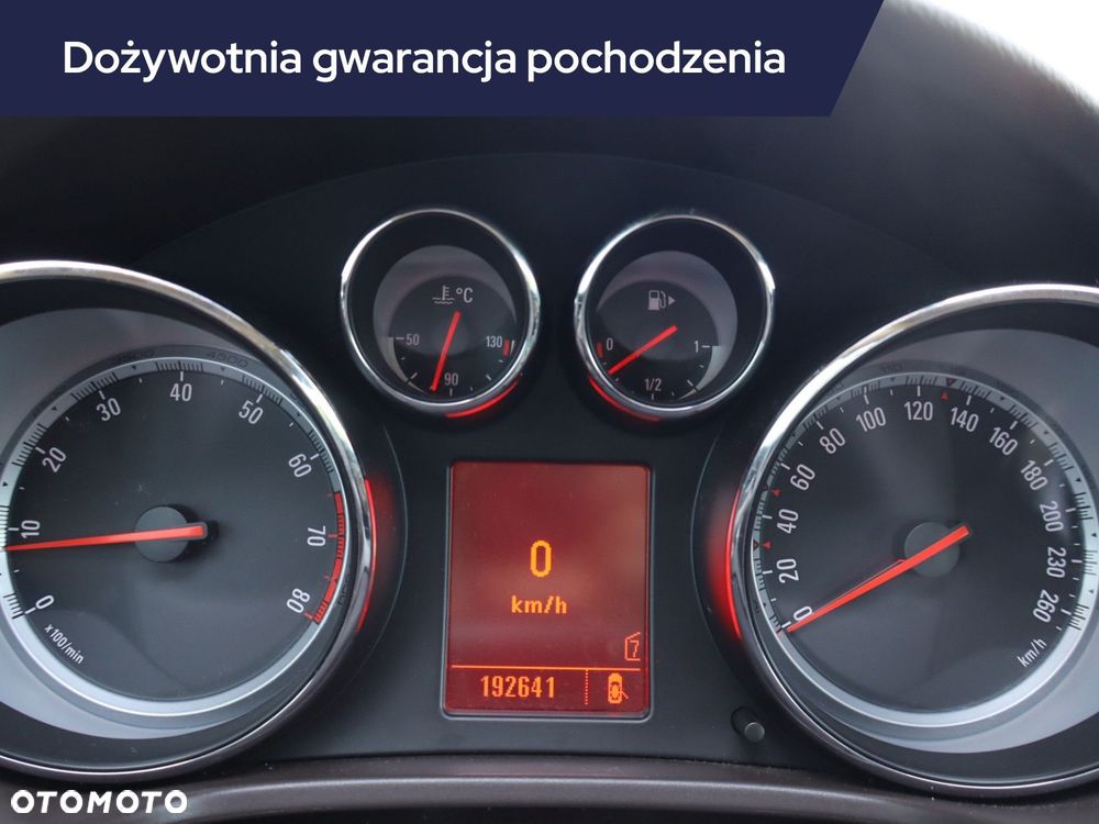 Opel Insignia - 13