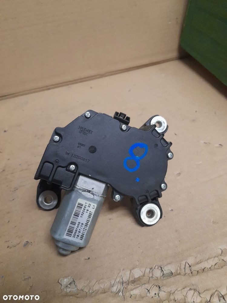 SILNICZEK WYCIERACZKI TYLNEJ OPEL ASTRA J nr 13256917 - 1