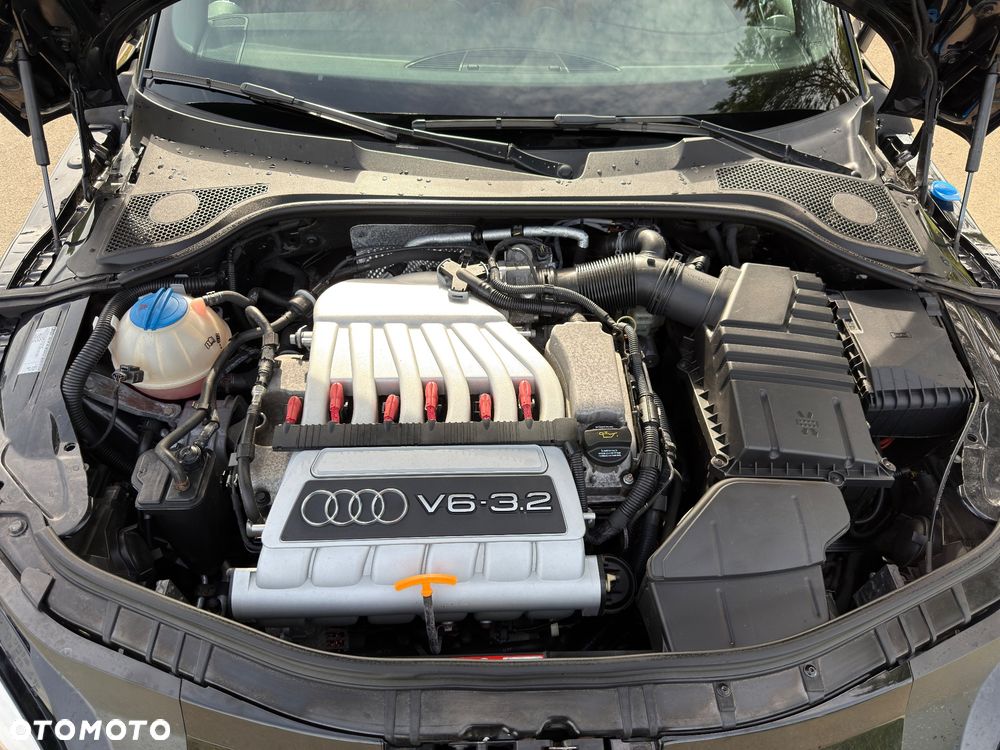 Audi TT Roadster 3.2 quattro DSG - 7