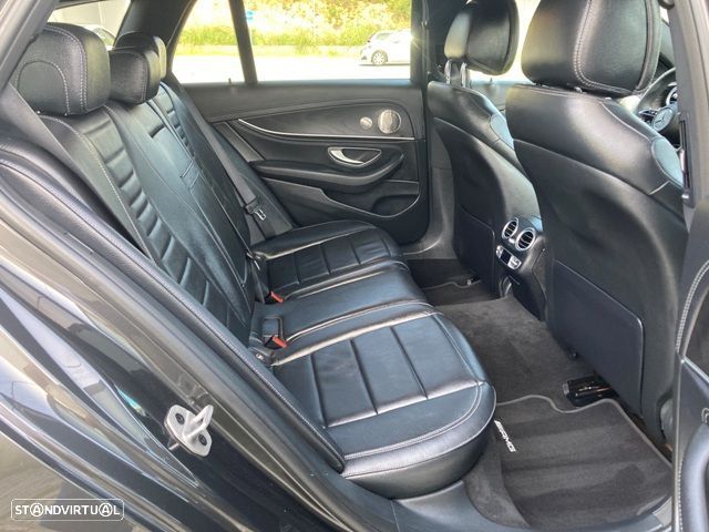 Mercedes-Benz E 300 de 4Matic 9G-TRONIC AMG Line - 45