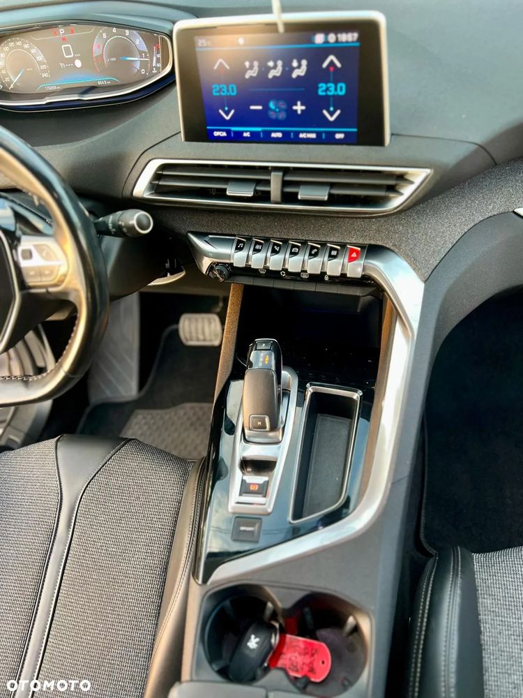 Peugeot 5008 1.6 THP Allure S&S EAT6 - 32