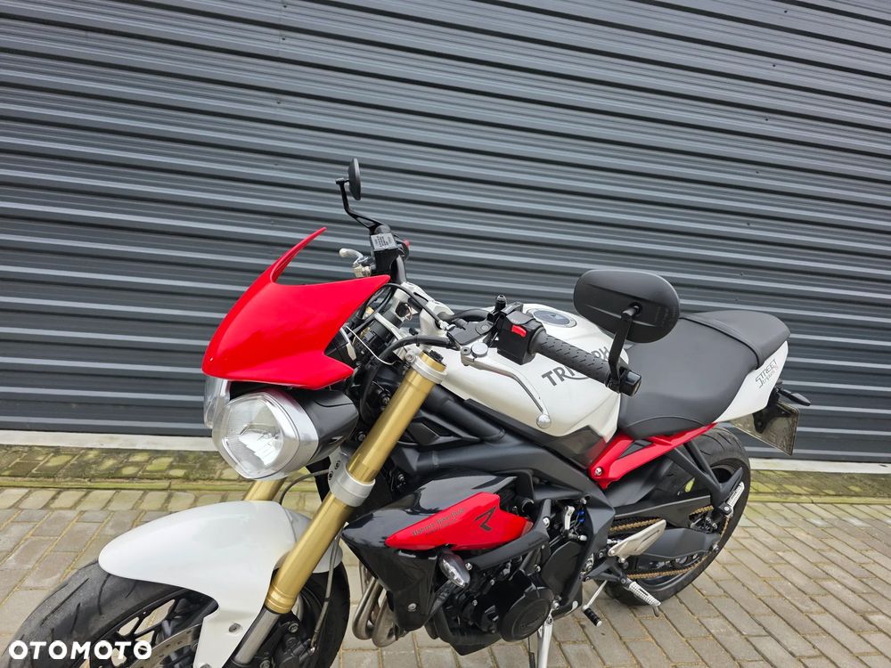 Triumph Street Triple - 24