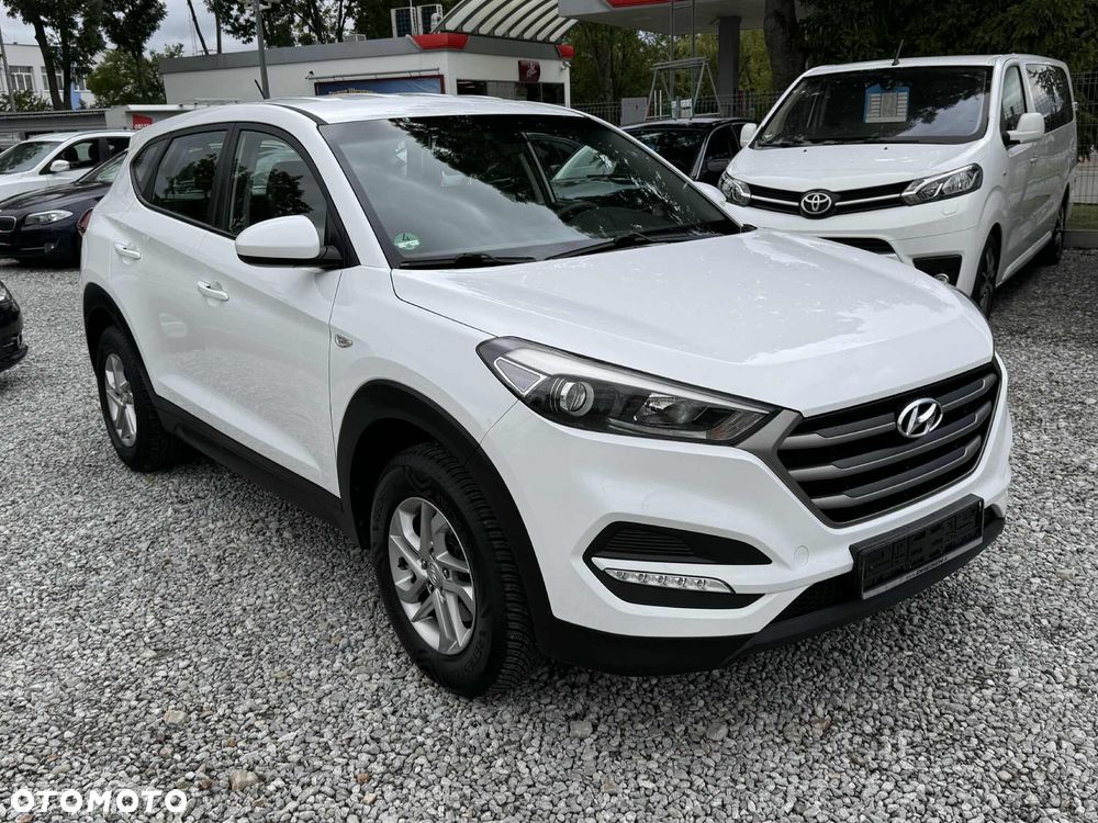 Hyundai Tucson 1.6 GDI BlueDrive Comfort 2WD - 20