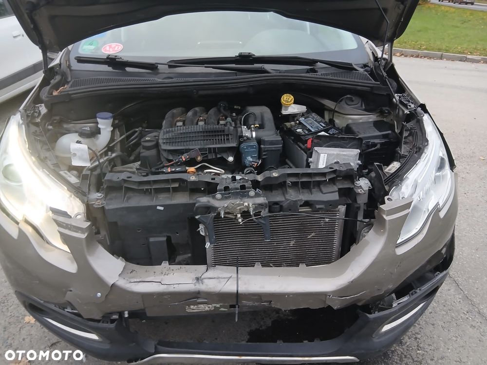 Peugeot 2008 - 9