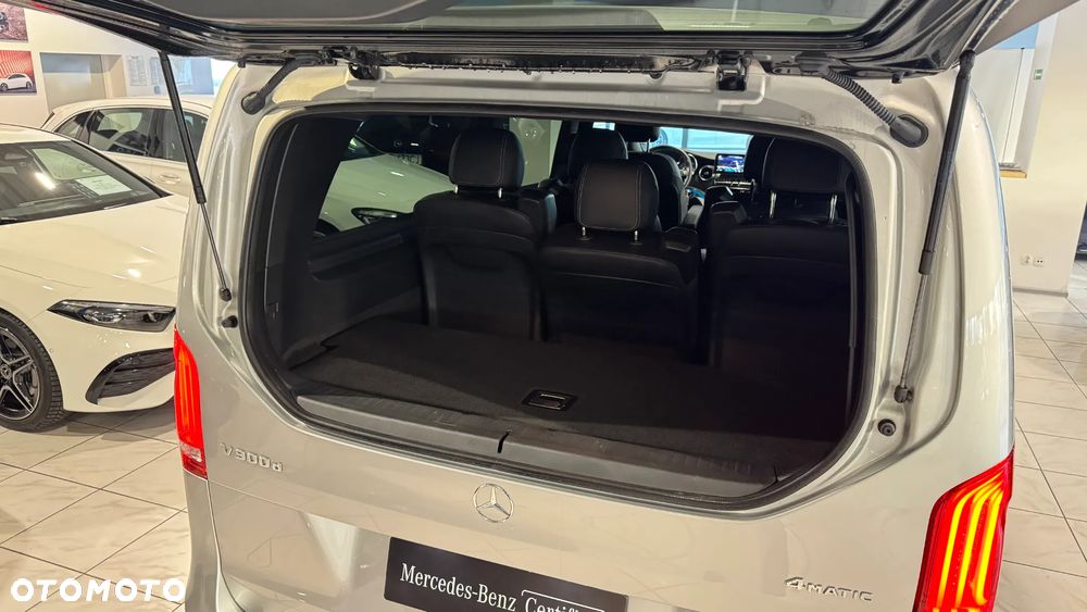 Mercedes-Benz Klasa V - 35