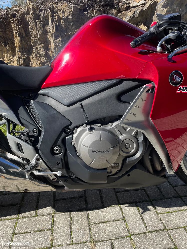 Honda VFR 1200F - 4
