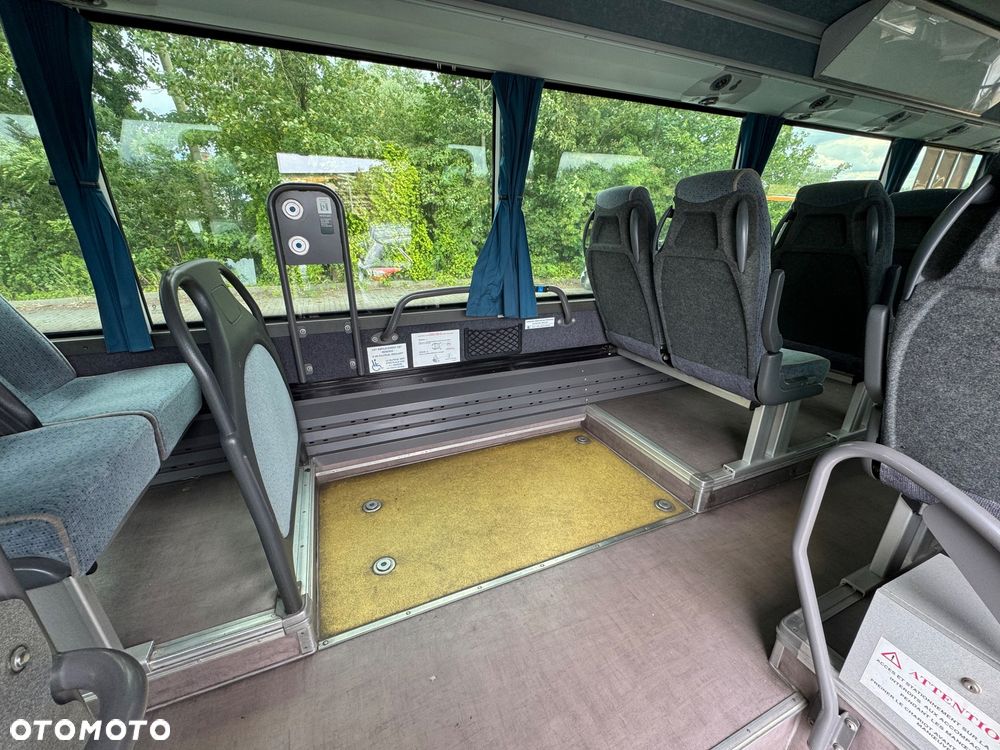 Irisbus Evadys 2009r. Euro 5 Klimatyzacja Thermoking Webasto Winda - 14