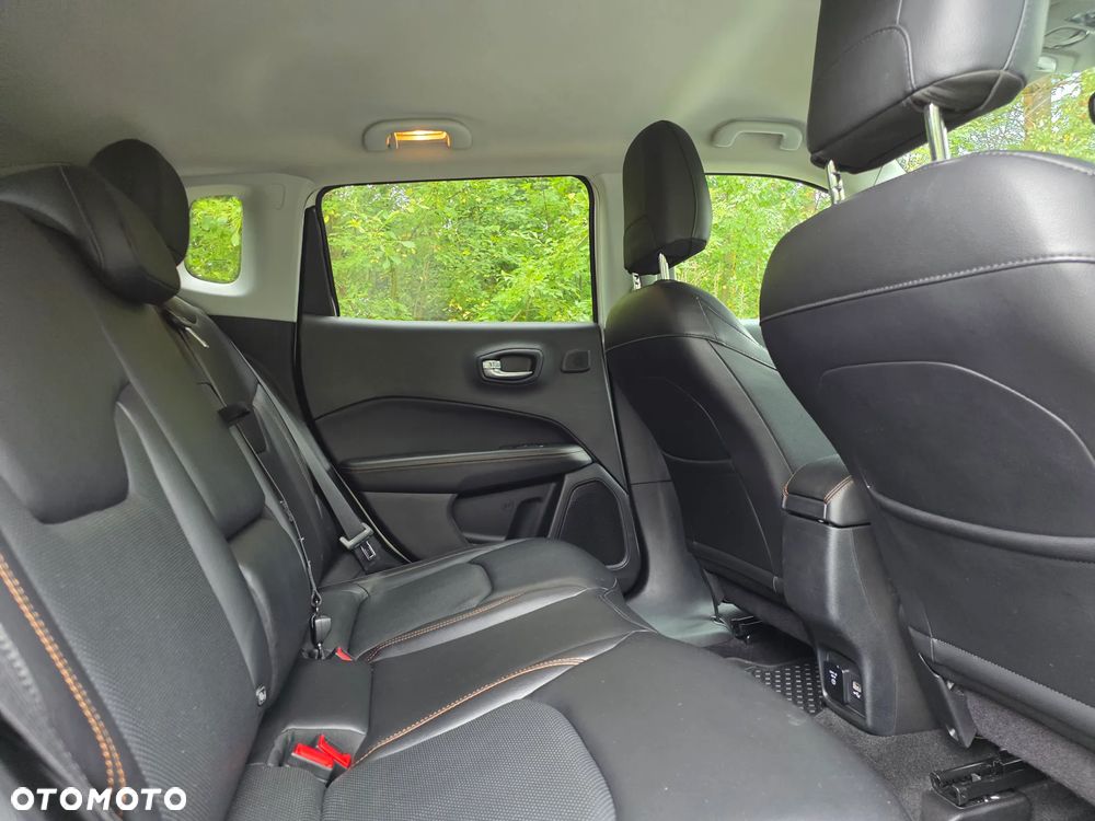 Jeep Compass 1.4 MultiAir Sport - 16