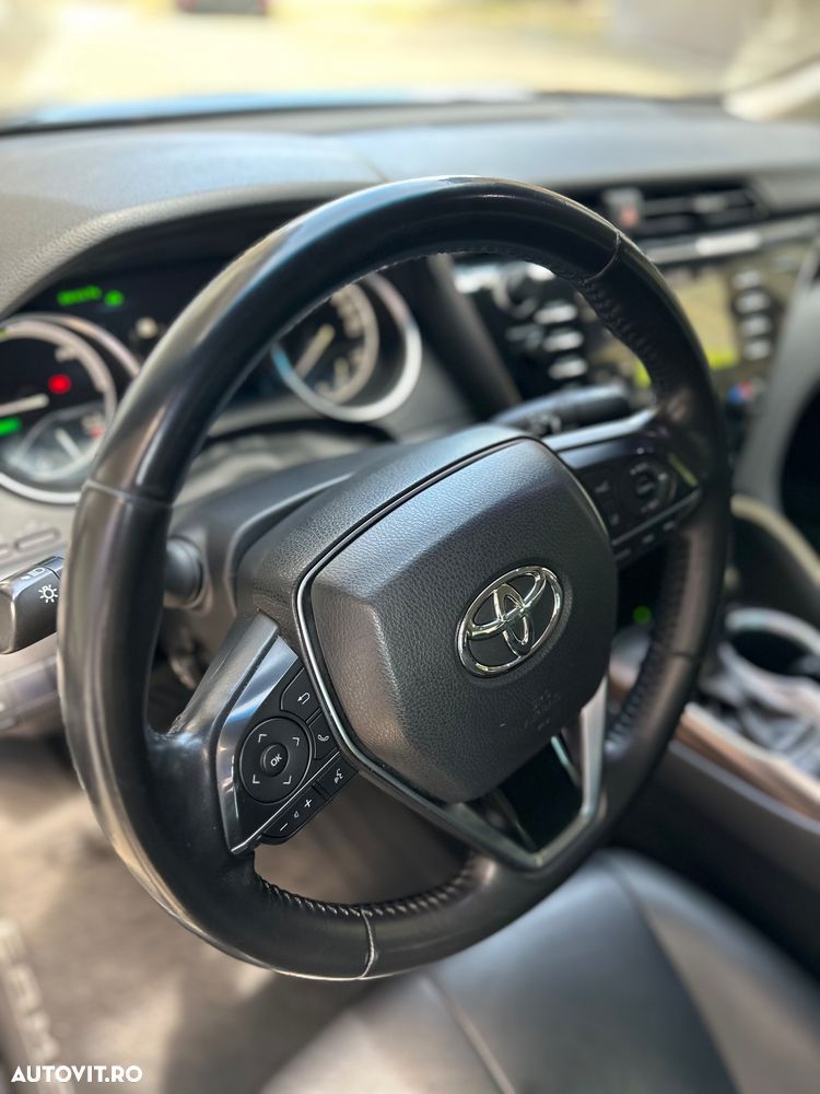 Toyota Camry 2.5 Dynamic - 16