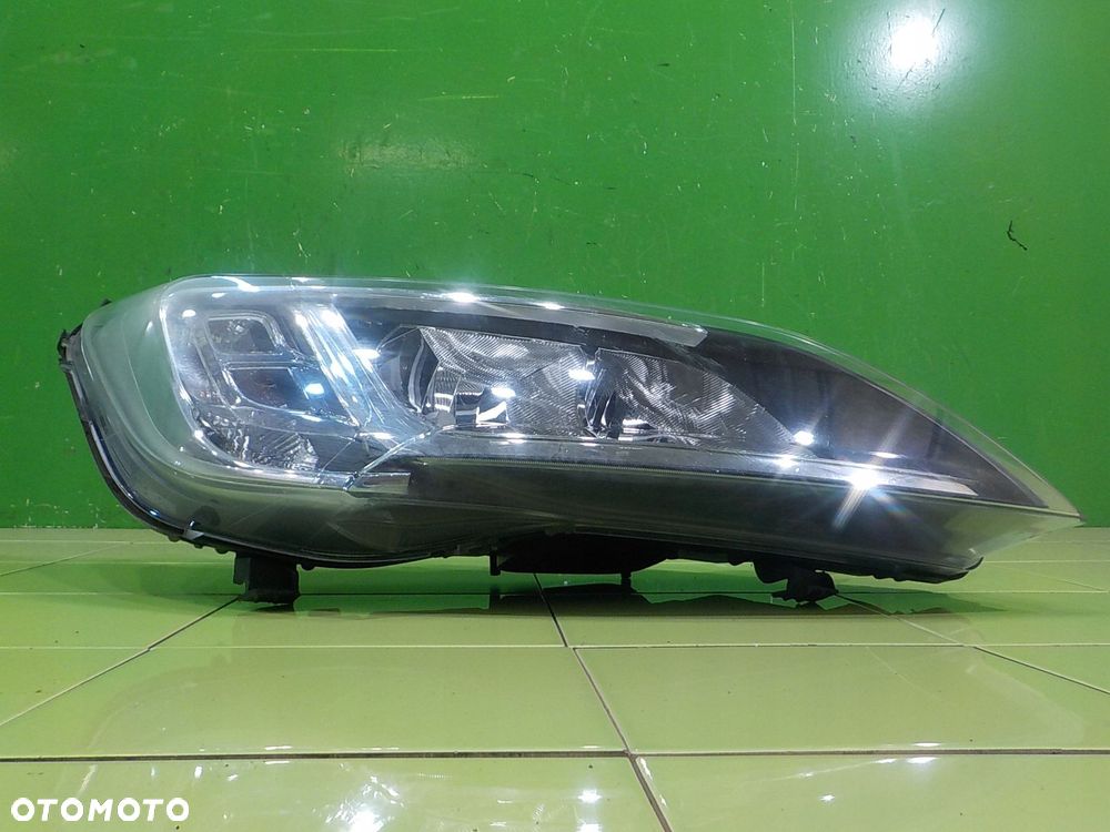 JUMPER BOXER DUCATO II LIFT 2.2 B-HDI 19r lampa prawa przod - 2