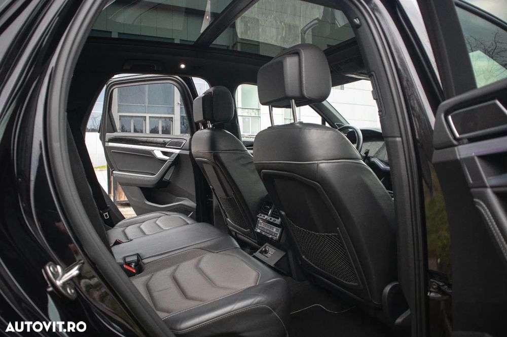 Volkswagen Touareg V6 TDI SCR 4Motion Aut. R-Line FINAL EDITION - 10