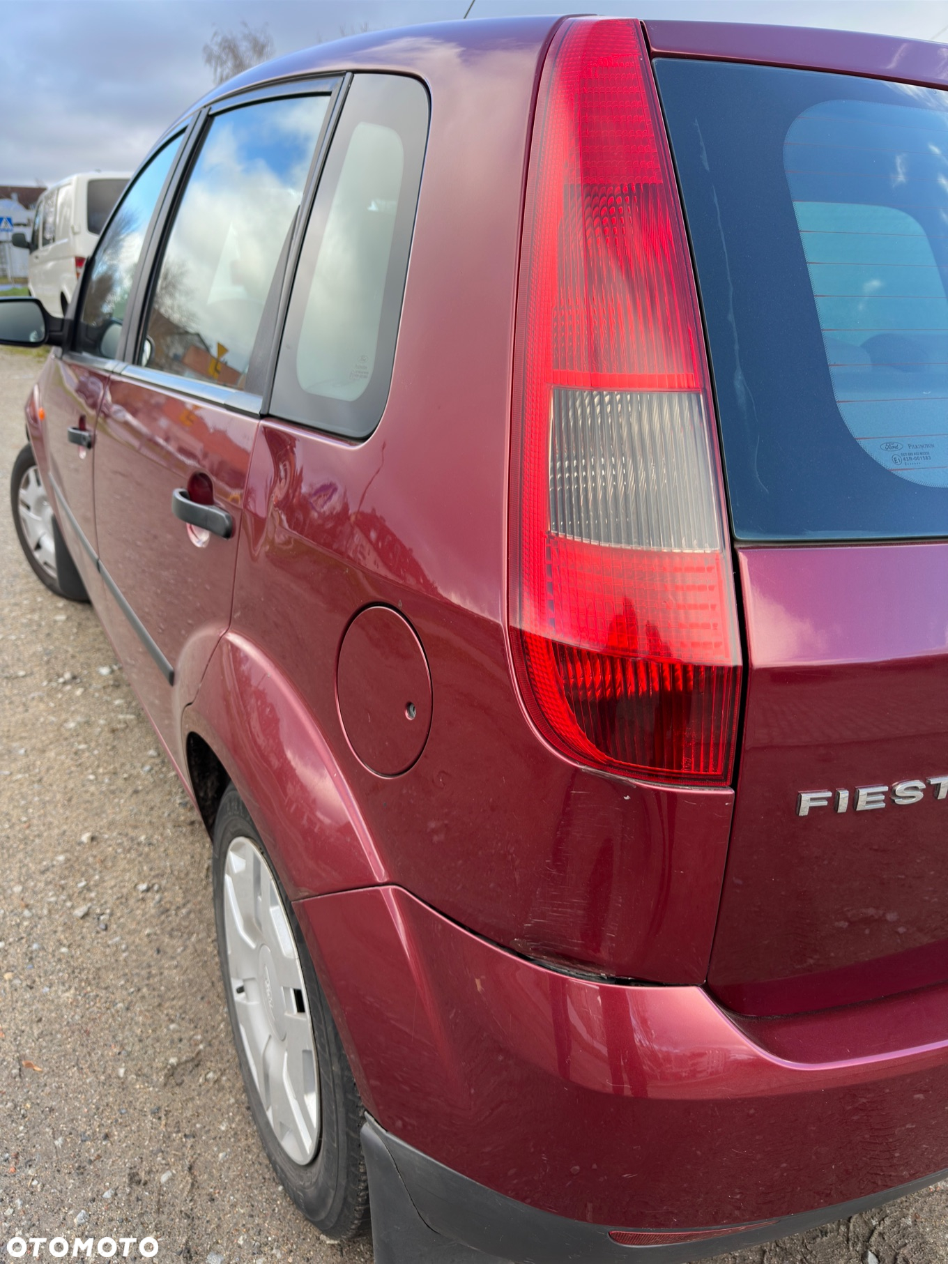 Ford Fiesta 1.3 Ambiente - 7