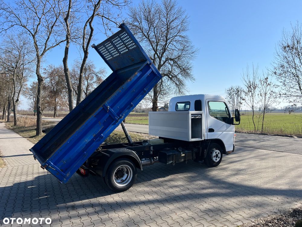 Mitsubishi Canter - 13