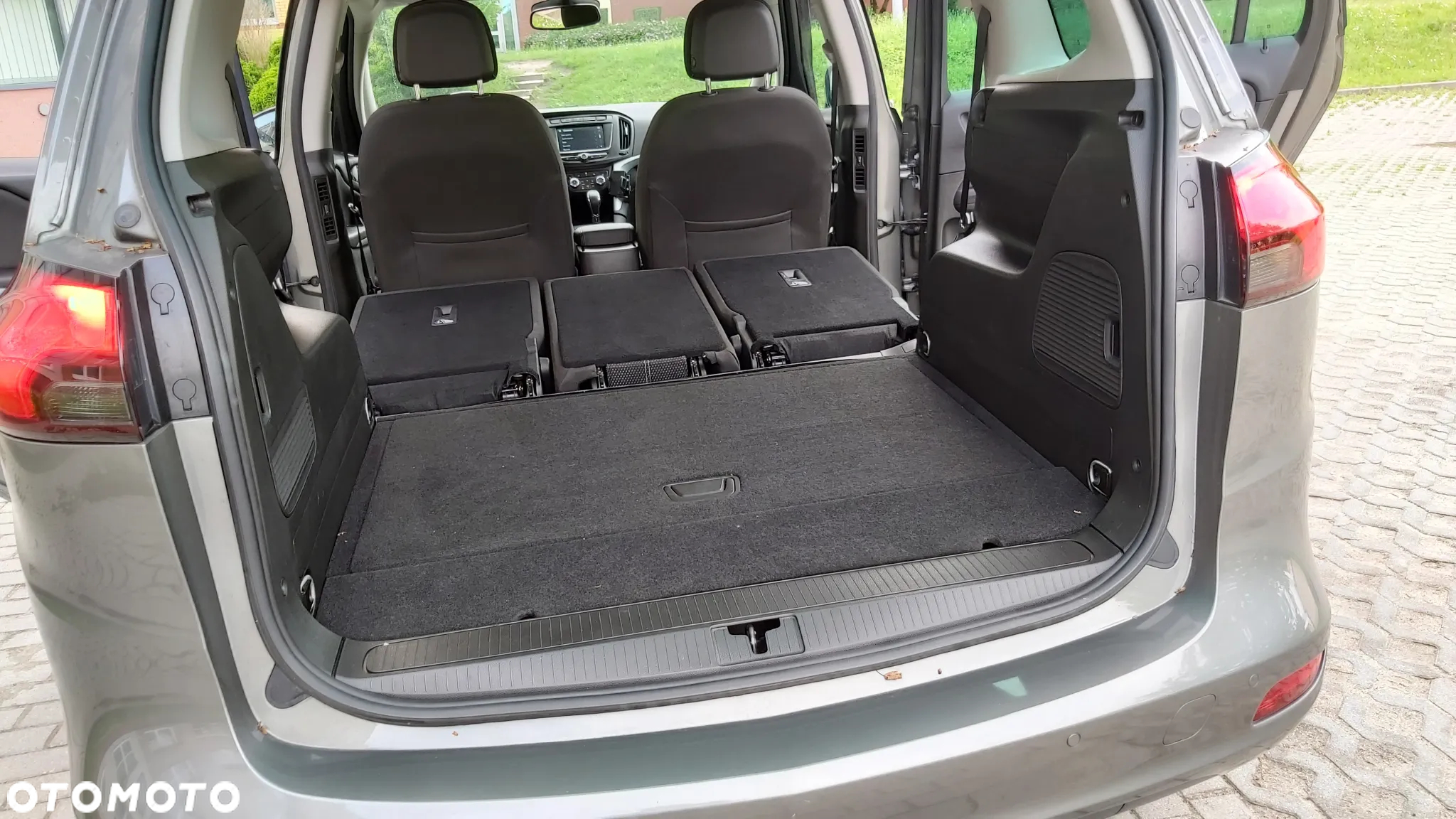 Opel Zafira 2.0 D (CDTI) Automatik Business Edition - 18