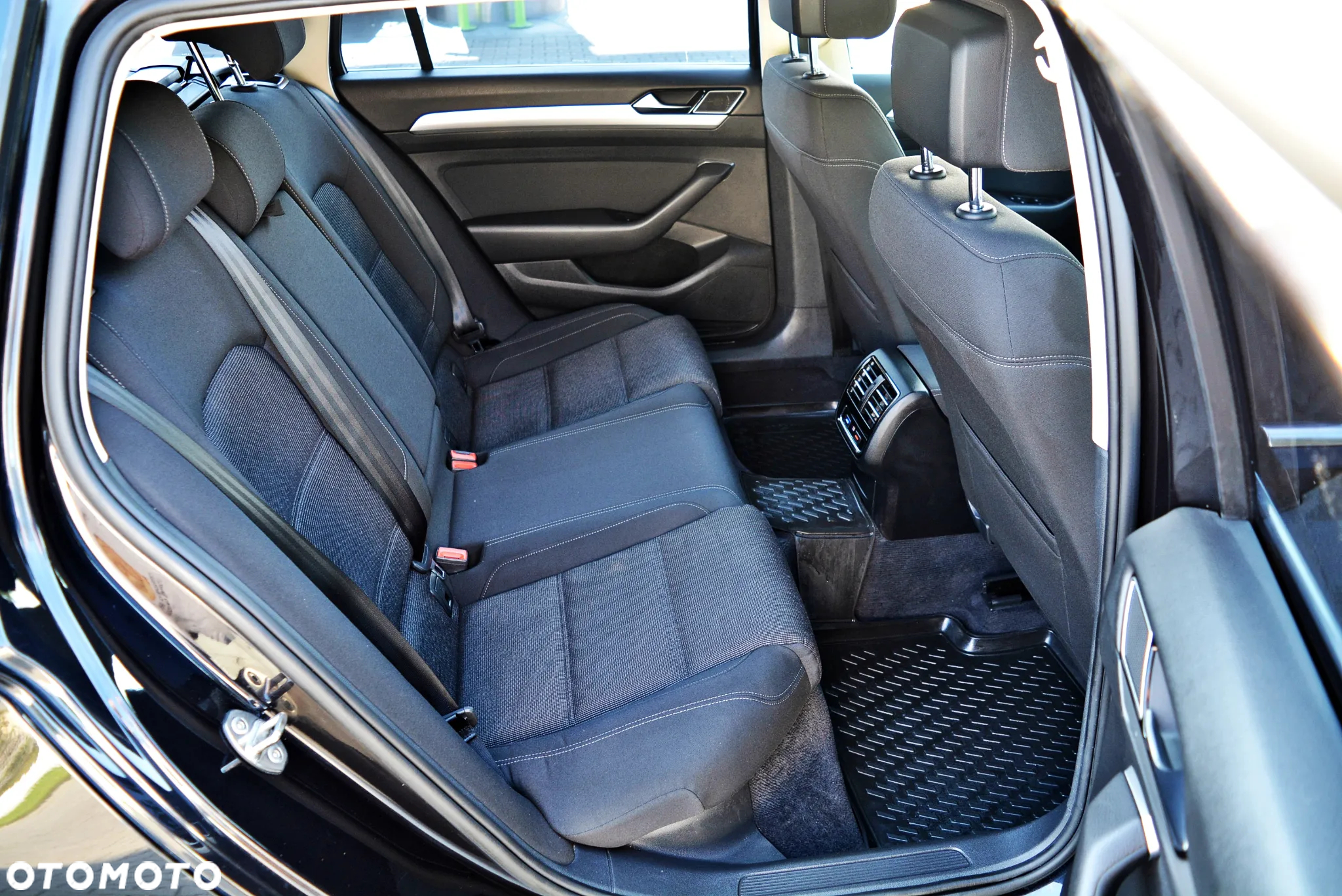 Volkswagen Passat 2.0 TDI BMT Highline - 8