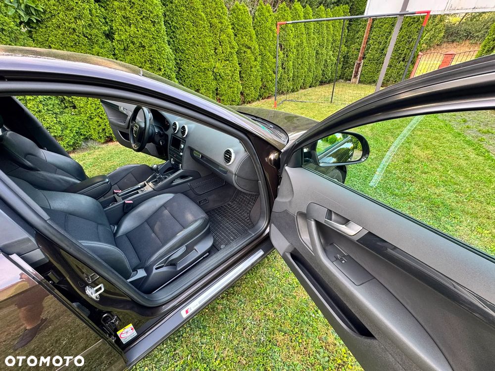 Audi A3 Sportback 2.0 TDI DPF S line Sportpaket - 20