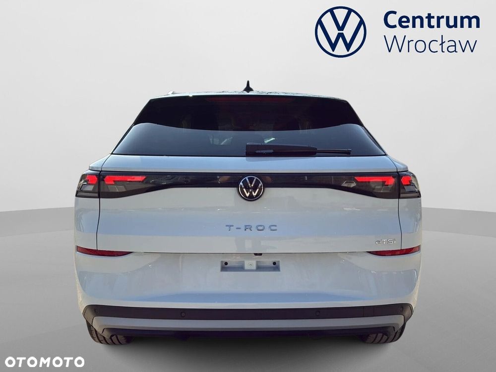 Volkswagen T-Roc - 10