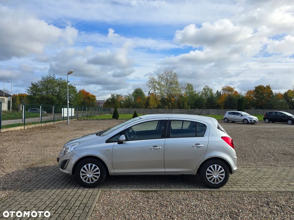 Opel Corsa 1.2 16V Enjoy - 10