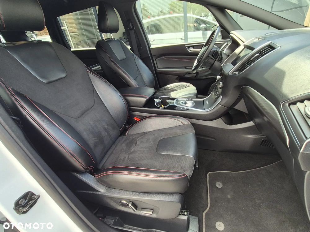 Ford S-Max 2.0 EcoBlue ST-Line - 33