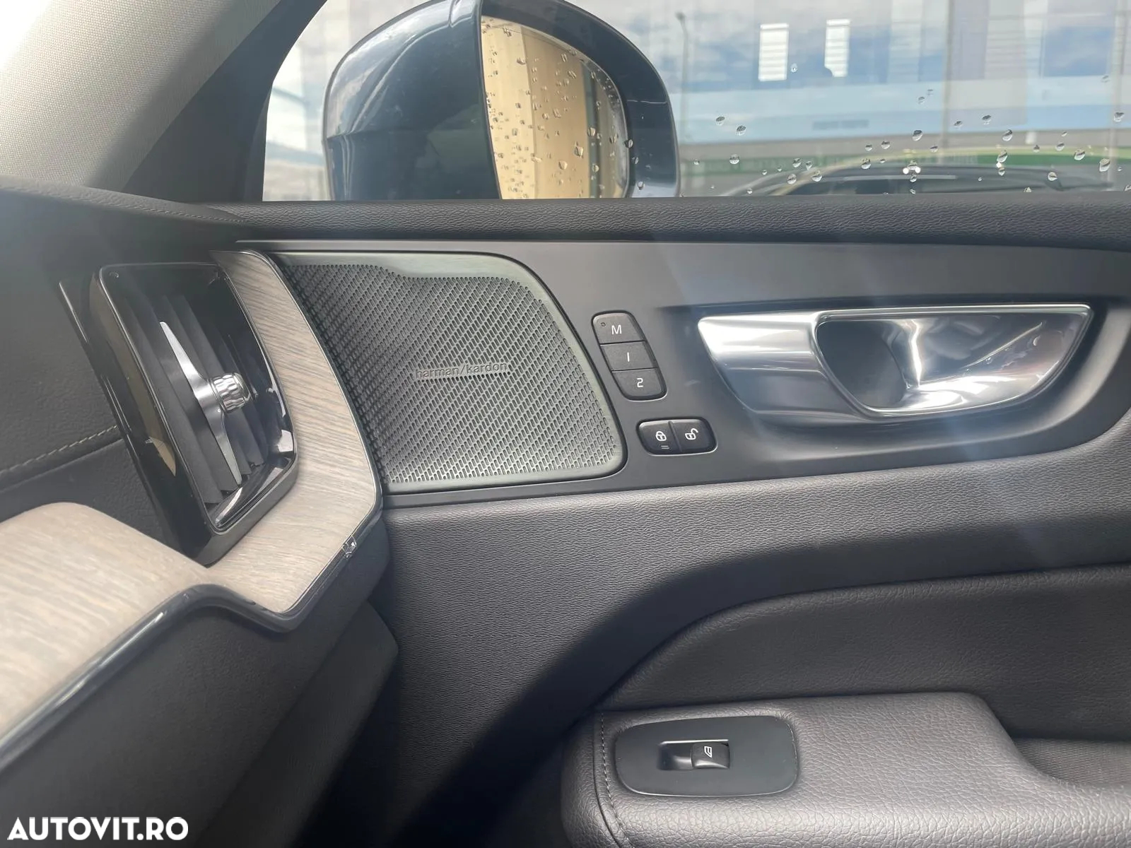 Volvo XC 60 T6 AWD Recharge Geartronic Inscription - 19