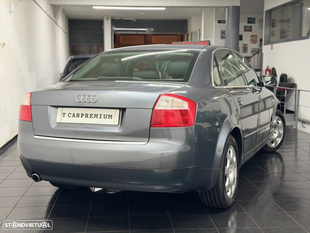 Audi A4 1.6 Sport - 7