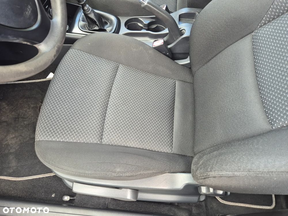 Hyundai i30 1.6 CRDi Blue Classic - 12