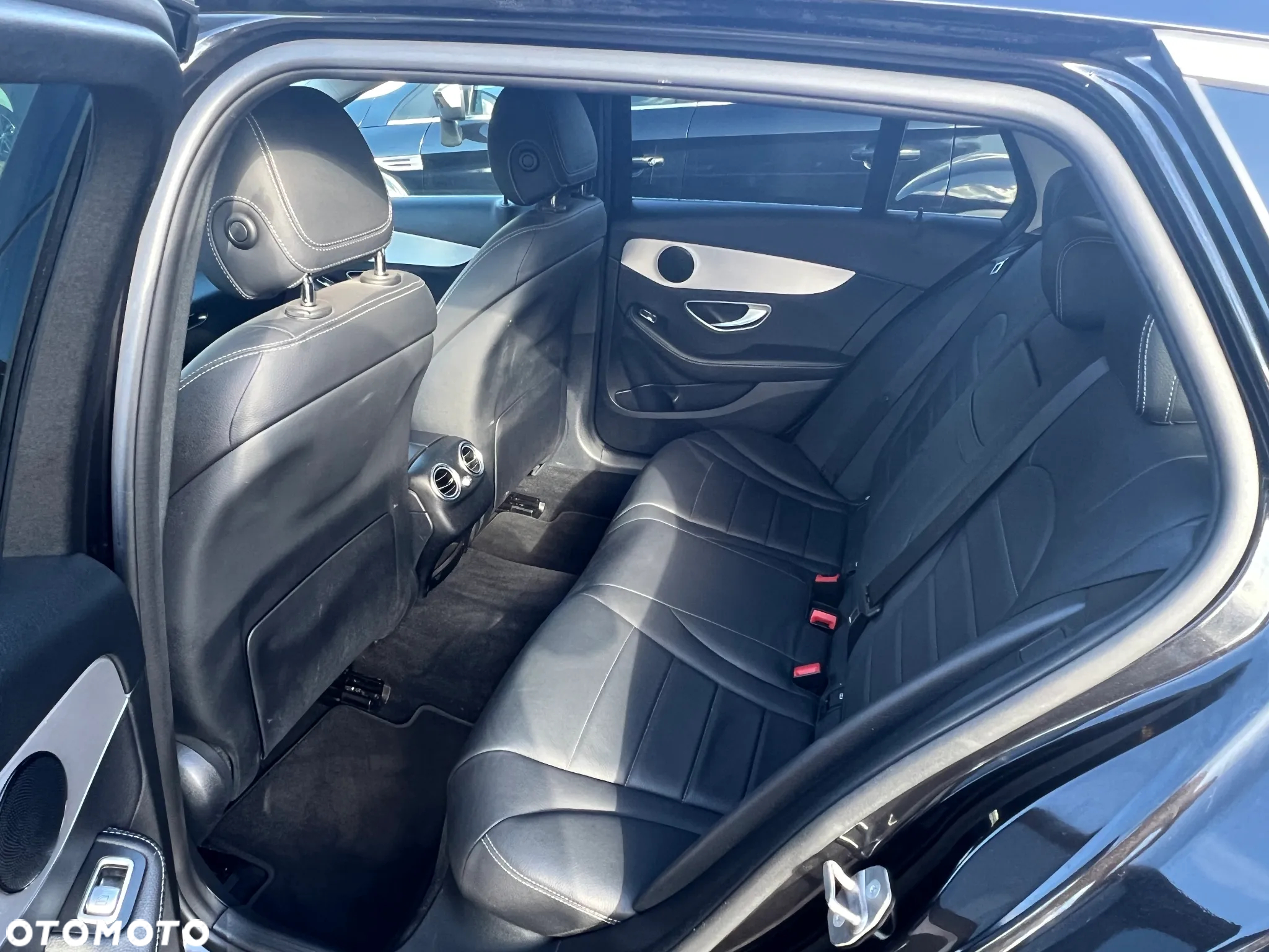 Mercedes-Benz Klasa C 200 d T 9G-TRONIC - 24