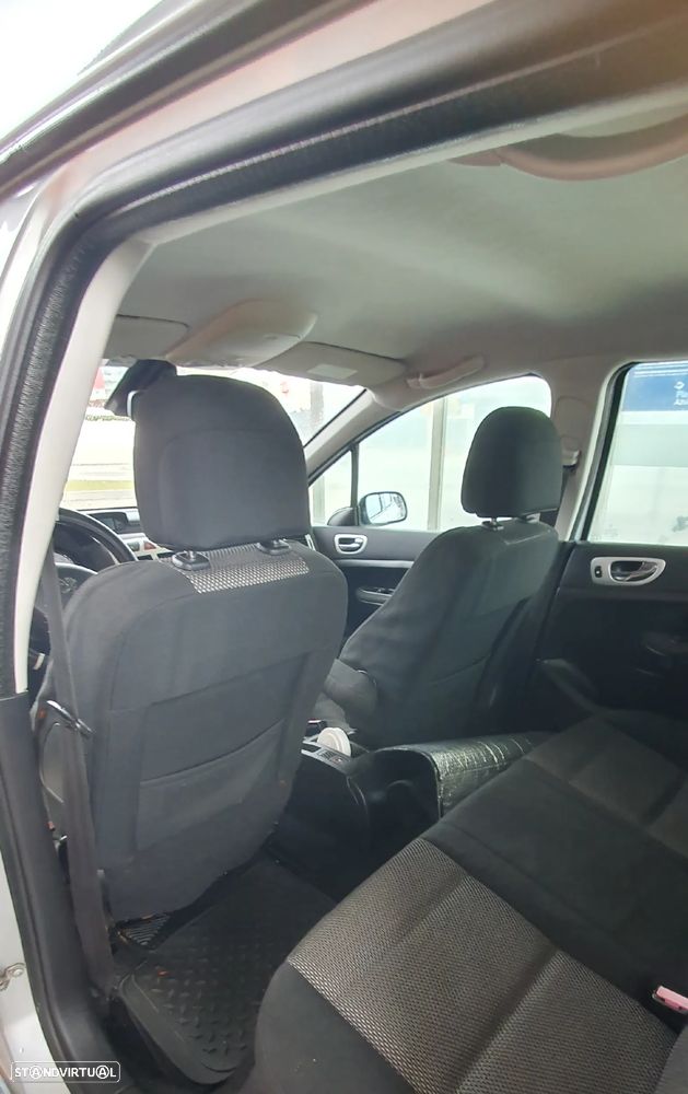 Peugeot 307 1.6 HDi Premium - 11