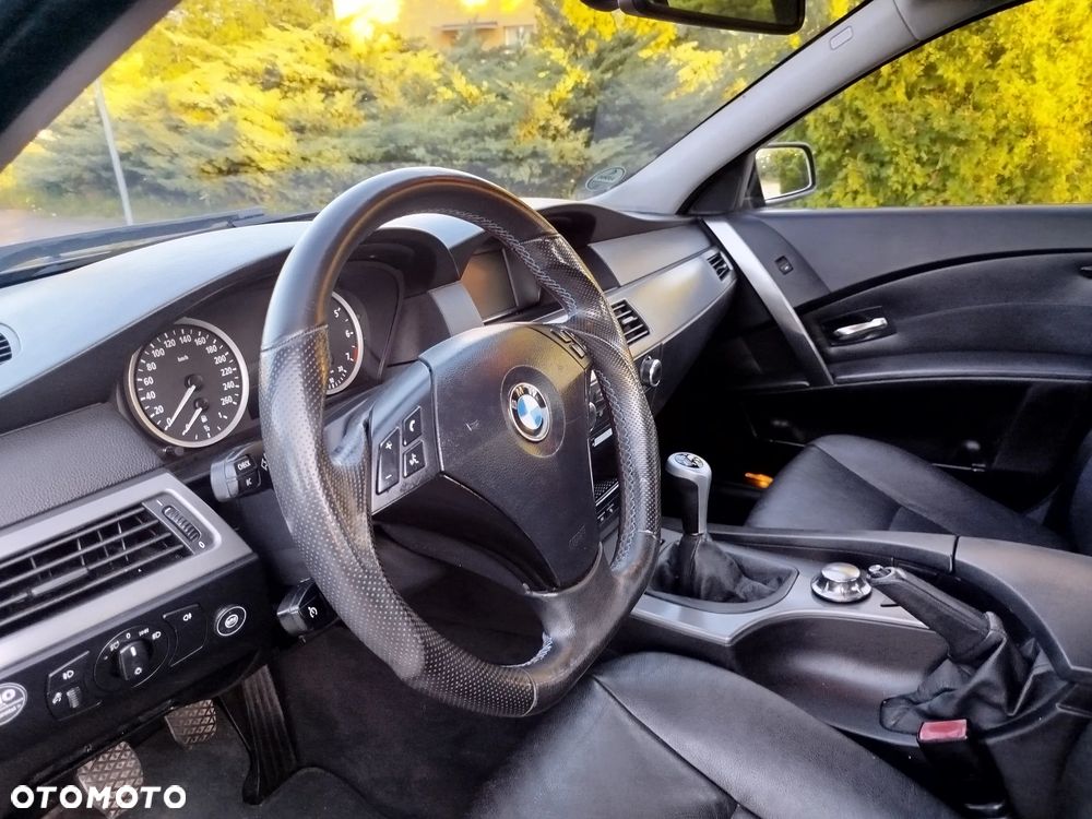 BMW Seria 5 - 22