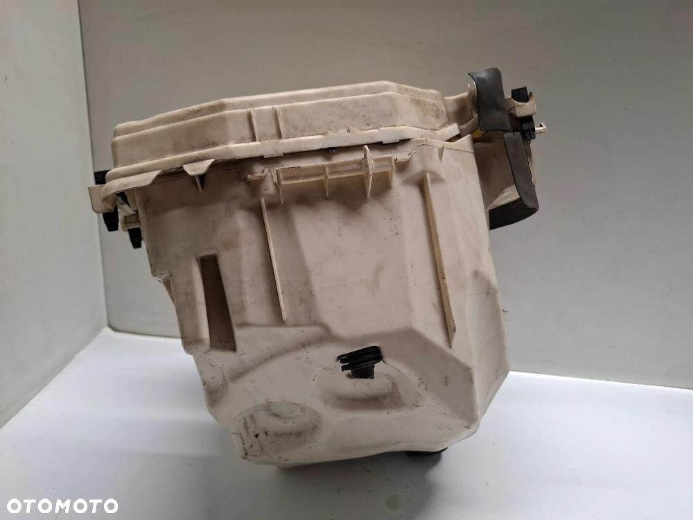 SKRZYNKA BEZPIECZNIKÓW OBUDOWA BMW E90 E91 SLASK WYSYLKA - 4