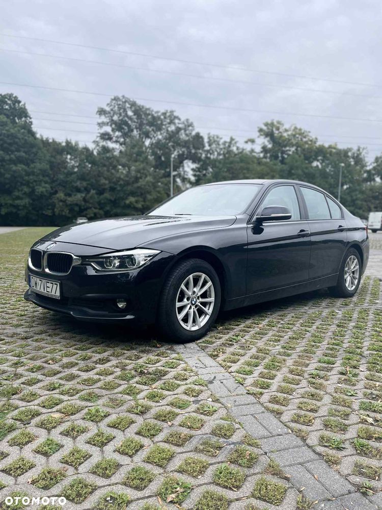BMW Seria 3 318d Sport Line Shadow - 1